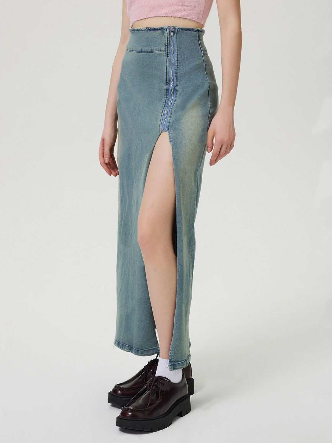Slit Denim Skirt with Zip - Classique Collection