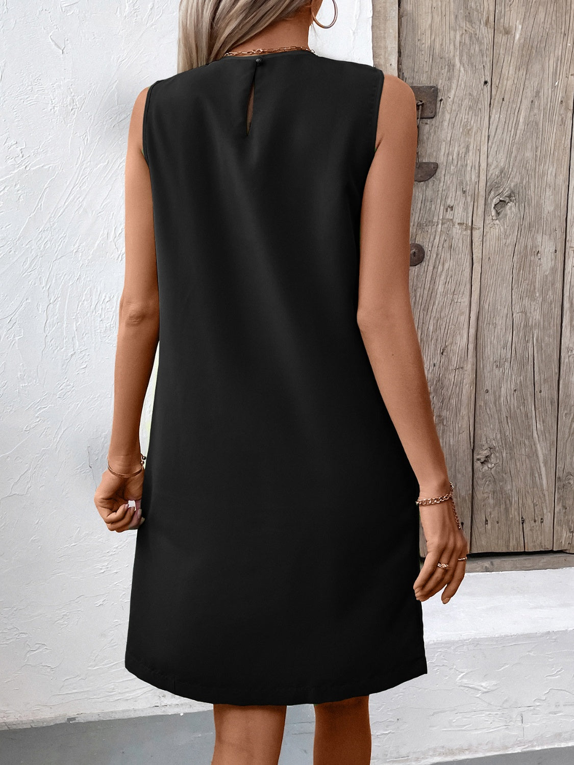Ivy Lane Pocketed Round Neck Sleeveless Mini Dress - Classique Collection