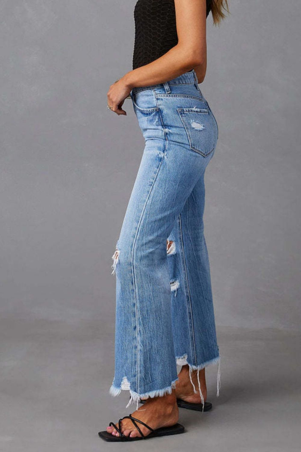 Distressed Raw Hem Jeans with Pockets - Classique Collection