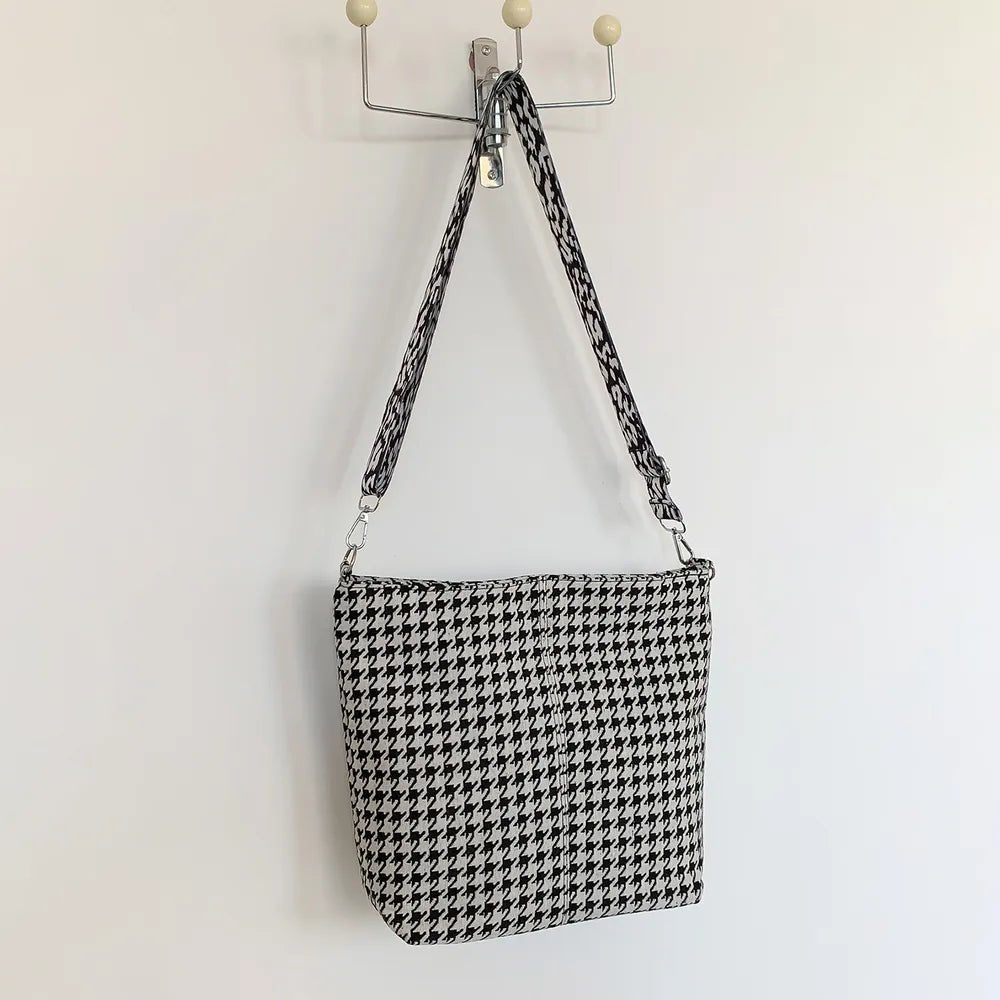 Adjustable Strap Medium Shoulder BagBag