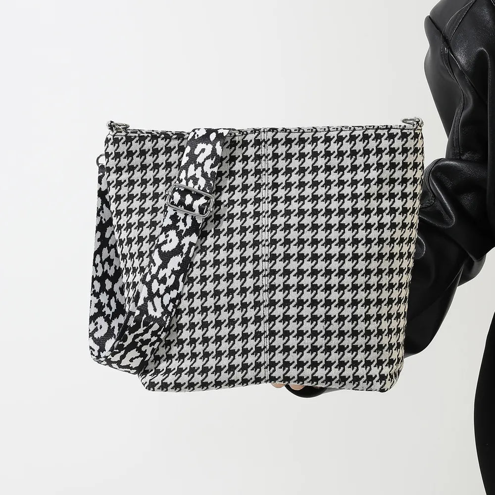 Adjustable Strap Medium Shoulder BagBag