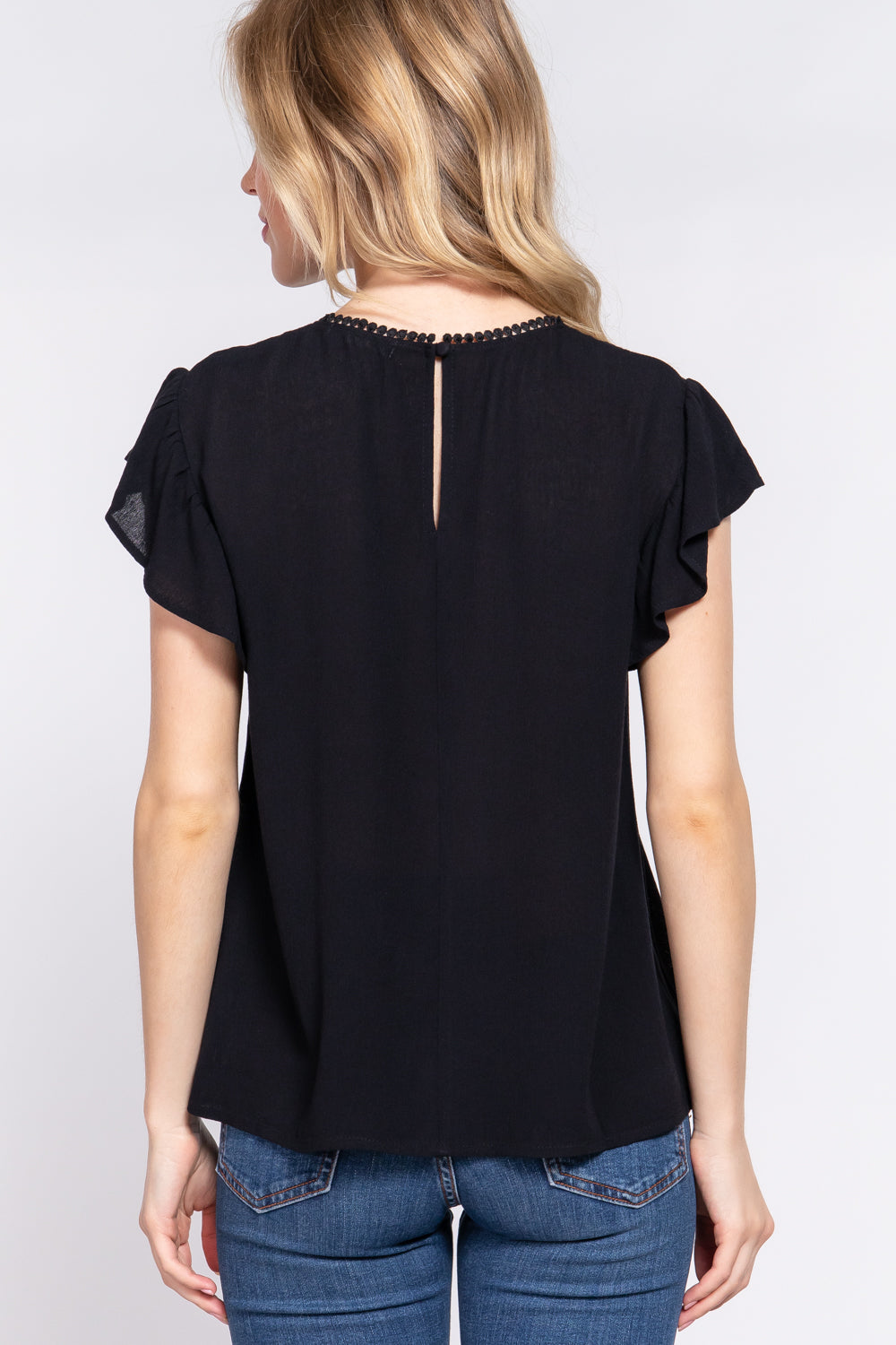 ACTIVE BASIC Ruffle Short Sleeve Crochet Blouse - Classique Collection