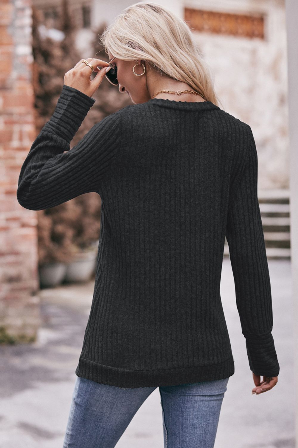 Mandy V-Neck Long Sleeve Ribbed Top - Classique Collection