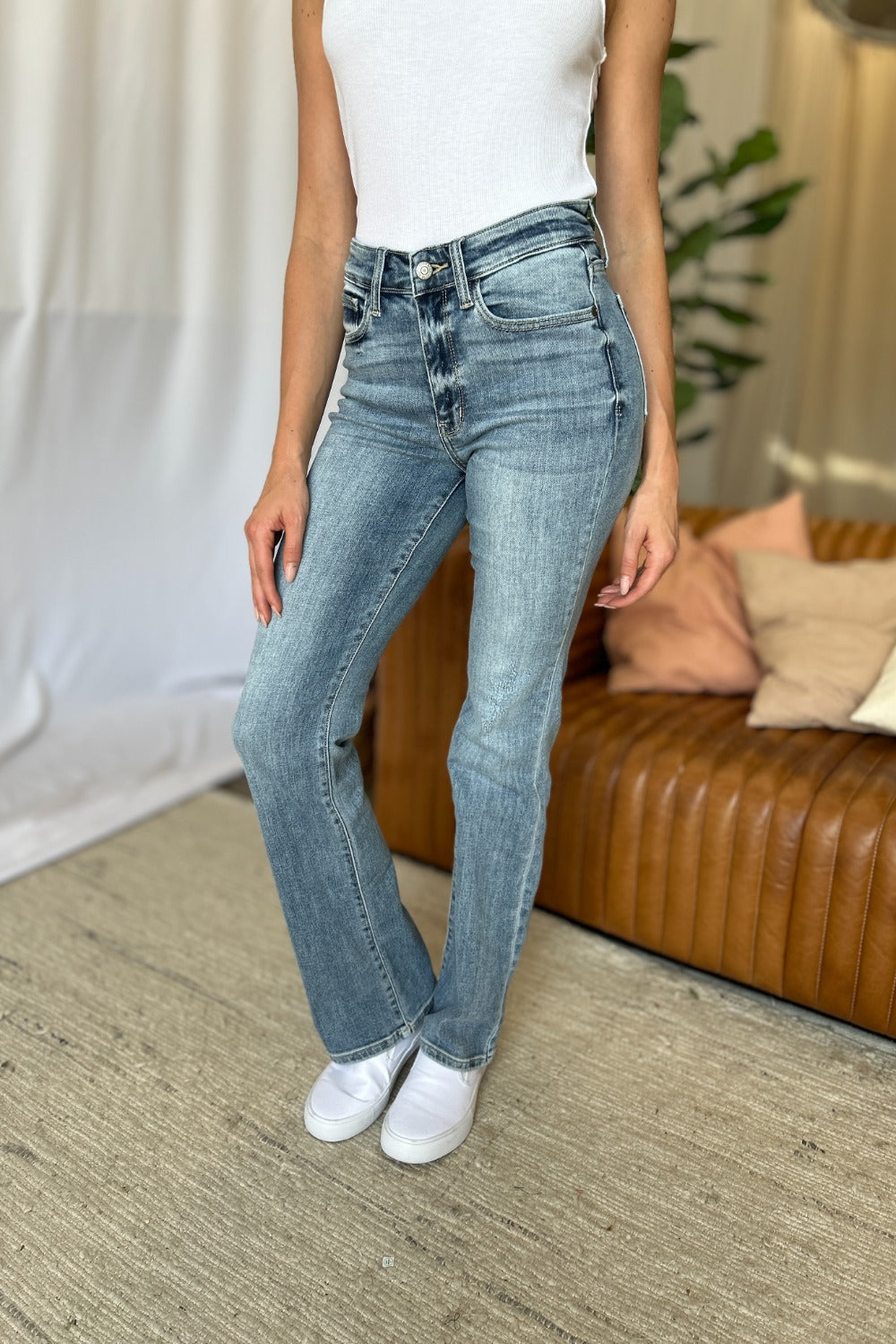 Judy Blue Full Size Medium Rise Bootcut Jeans - Classique Collection