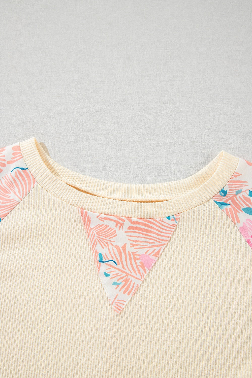 Printed Round Neck Balloon Sleeve Sweatshirt - Classique Collection
