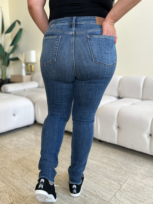 Judy Blue Full Size  High Waist Distressed Skinny Jeans - Classique Collection
