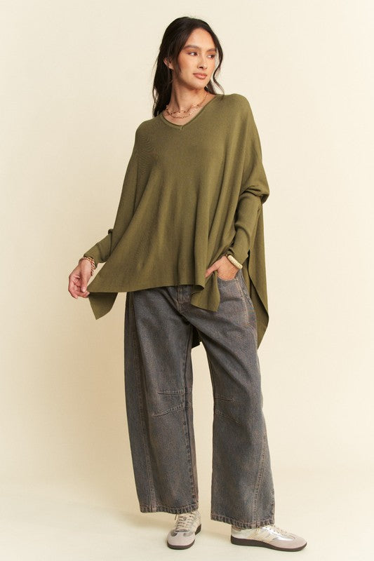 Davi & Dani High-Low Side Slit Batwing Sleeve Top - Classique Collection