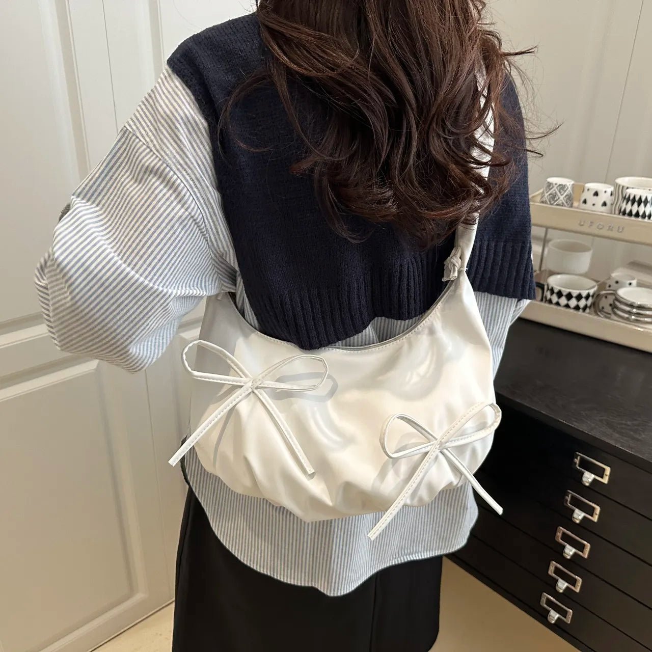 Bow - Tie Drawstring Crossbody BagBag