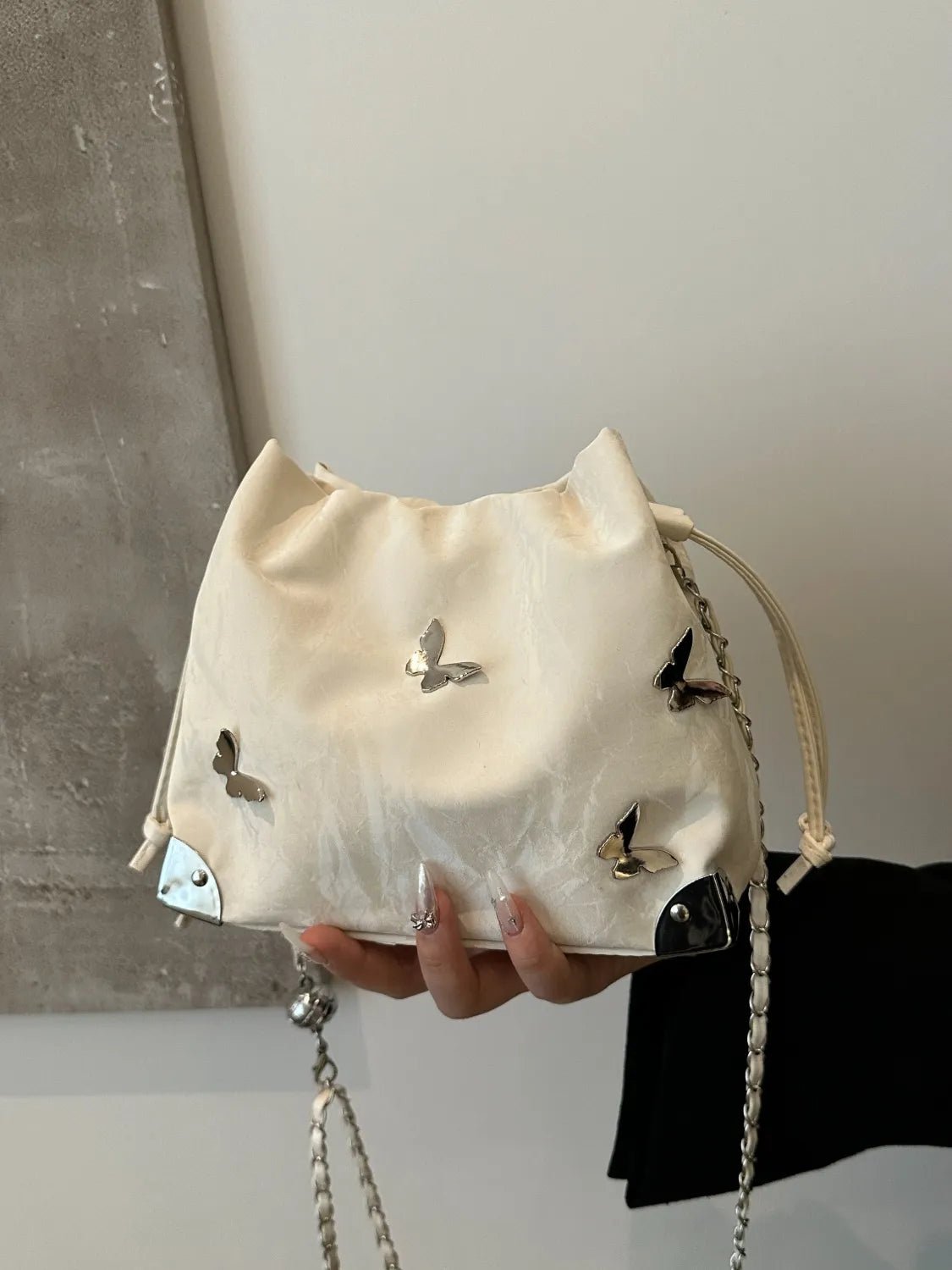 Butterfly Drawstring Bucket BagBag