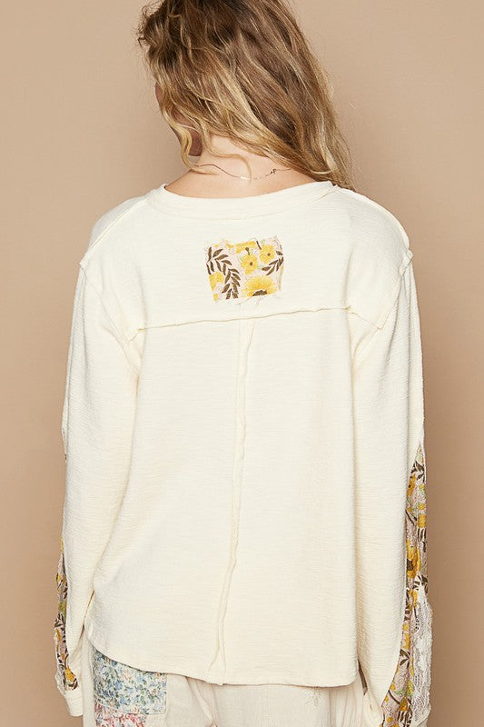 POL Lace Detail Flower Printed V-Neck Knit Top - Classique Collection