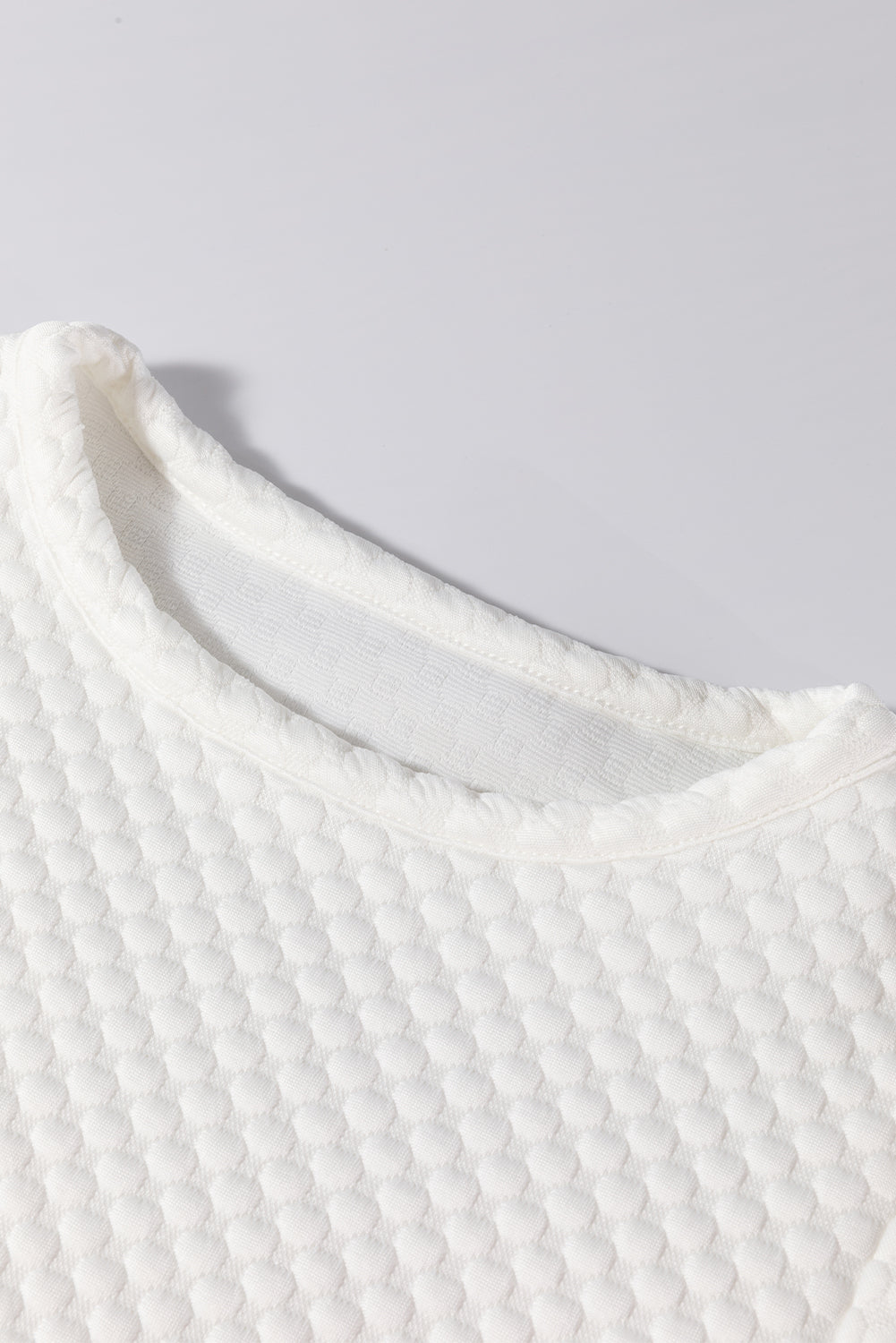 Textured Round Neck Puff Sleeve Blouse - Classique Collection