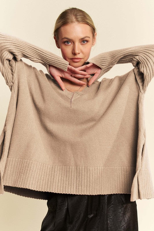 Davi & Dani Ribbed Side Slit V-Neck Sweater - Classique Collection