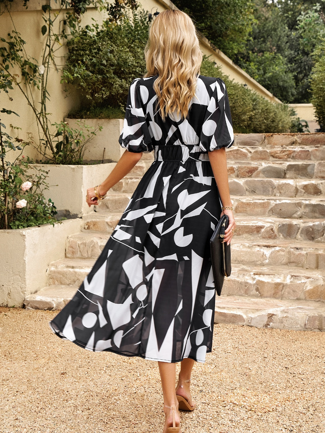 Devine Smocked Printed V-Neck Half Sleeve Midi Dress - Classique Collection
