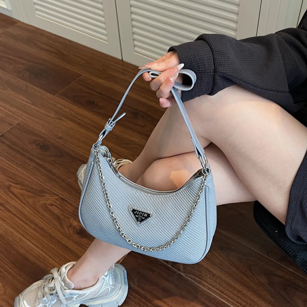 Chain Detail Shoulder BagBag