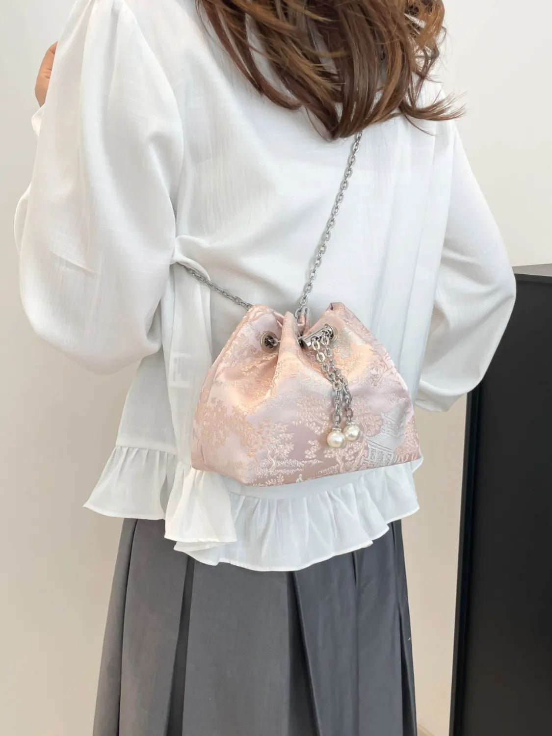 Chain Strap Bucket BagBag