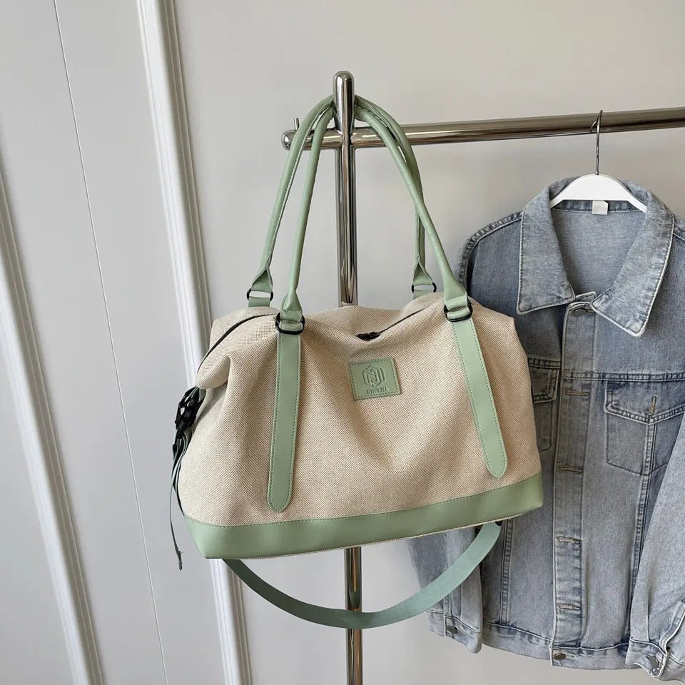 Contrast Travel BagBag