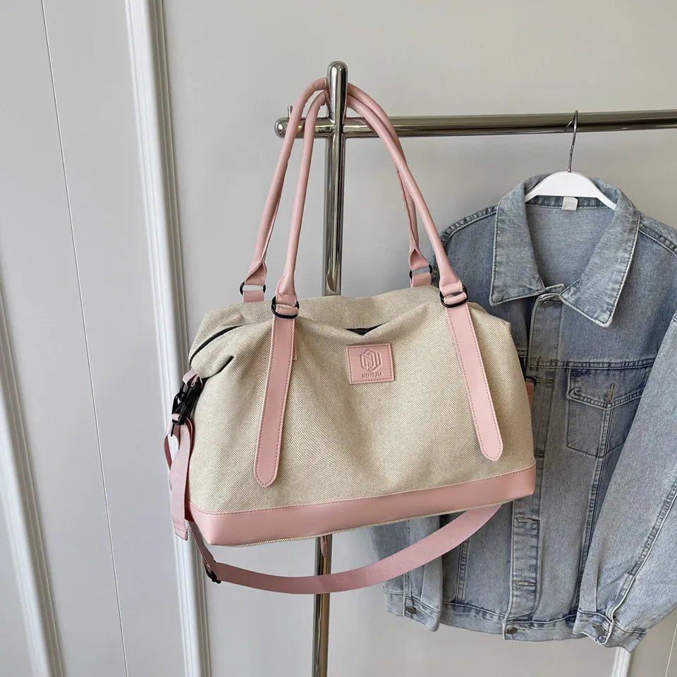 Contrast Travel BagBag