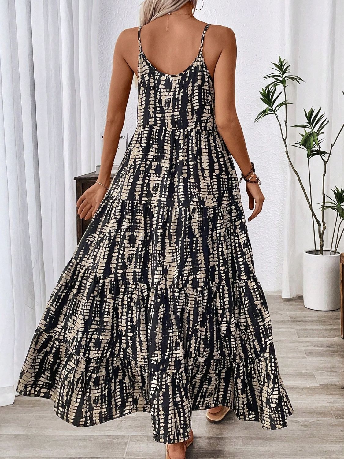 Printed Scoop Neck Maxi Cami Dress - Classique Collection