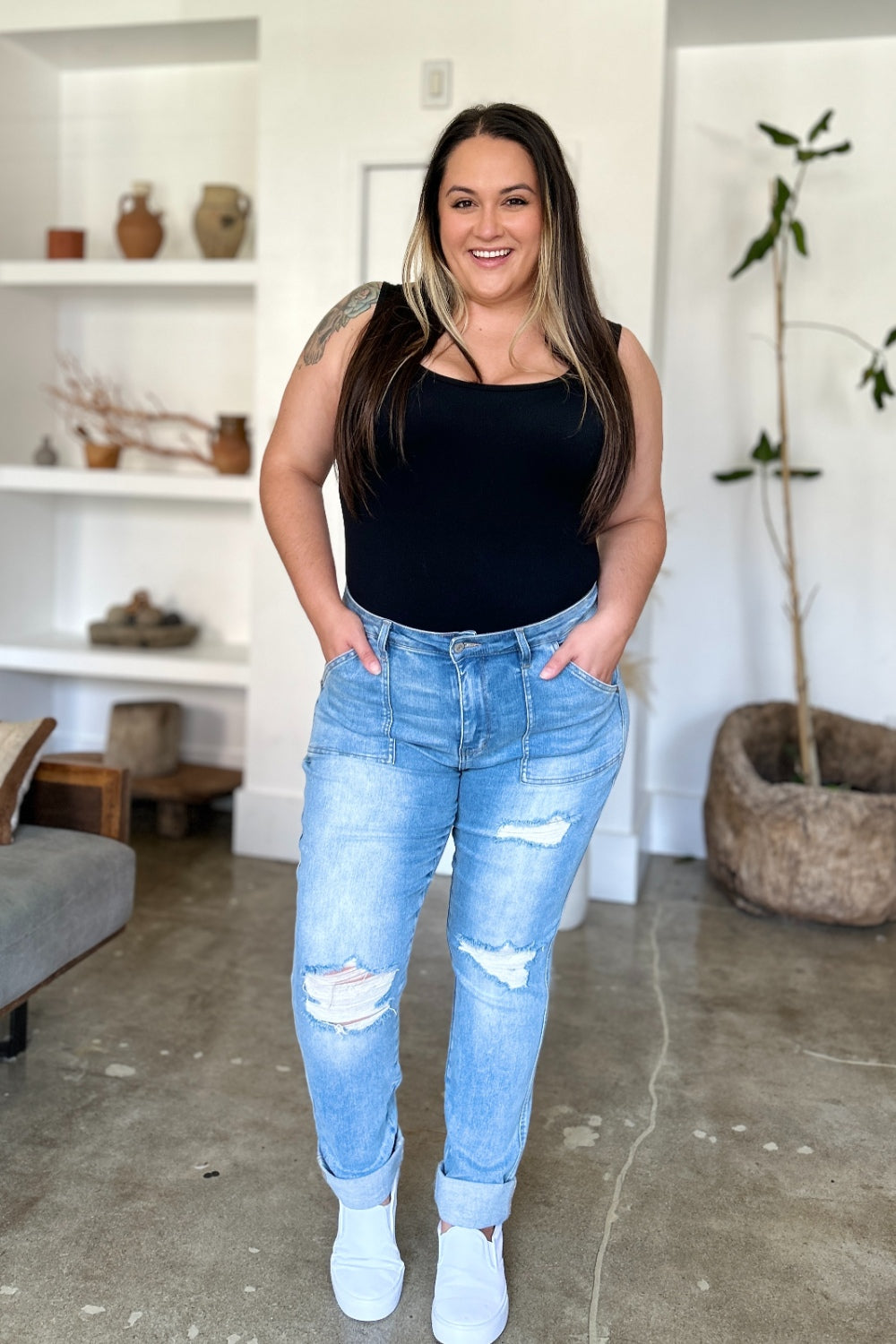 Judy Blue Full Size Distressed Straight Jeans with Patch Pockets - Classique Collection