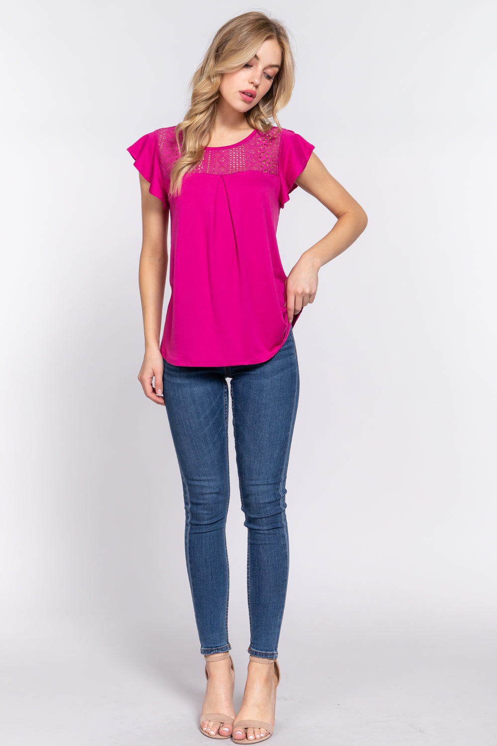 ACTIVE BASIC Ruffle Short Sleeve Lace Detail Knit Top - Classique Collection