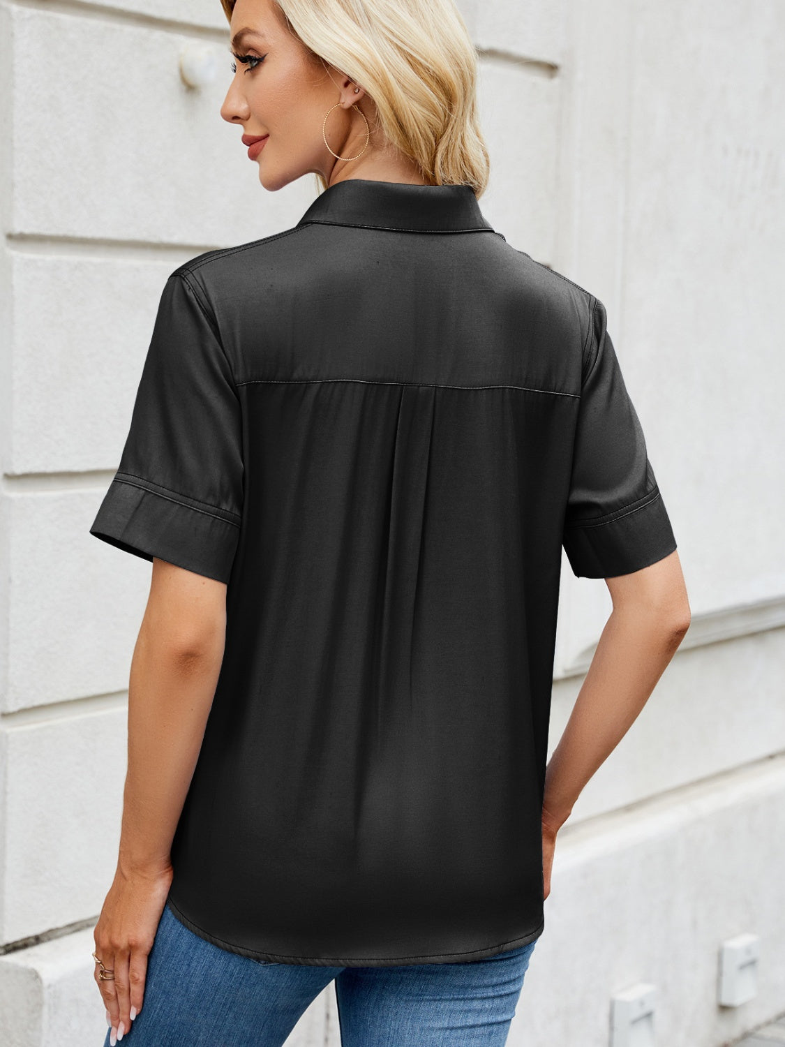 Collared Neck Short Sleeve Shirt - Classique Collection