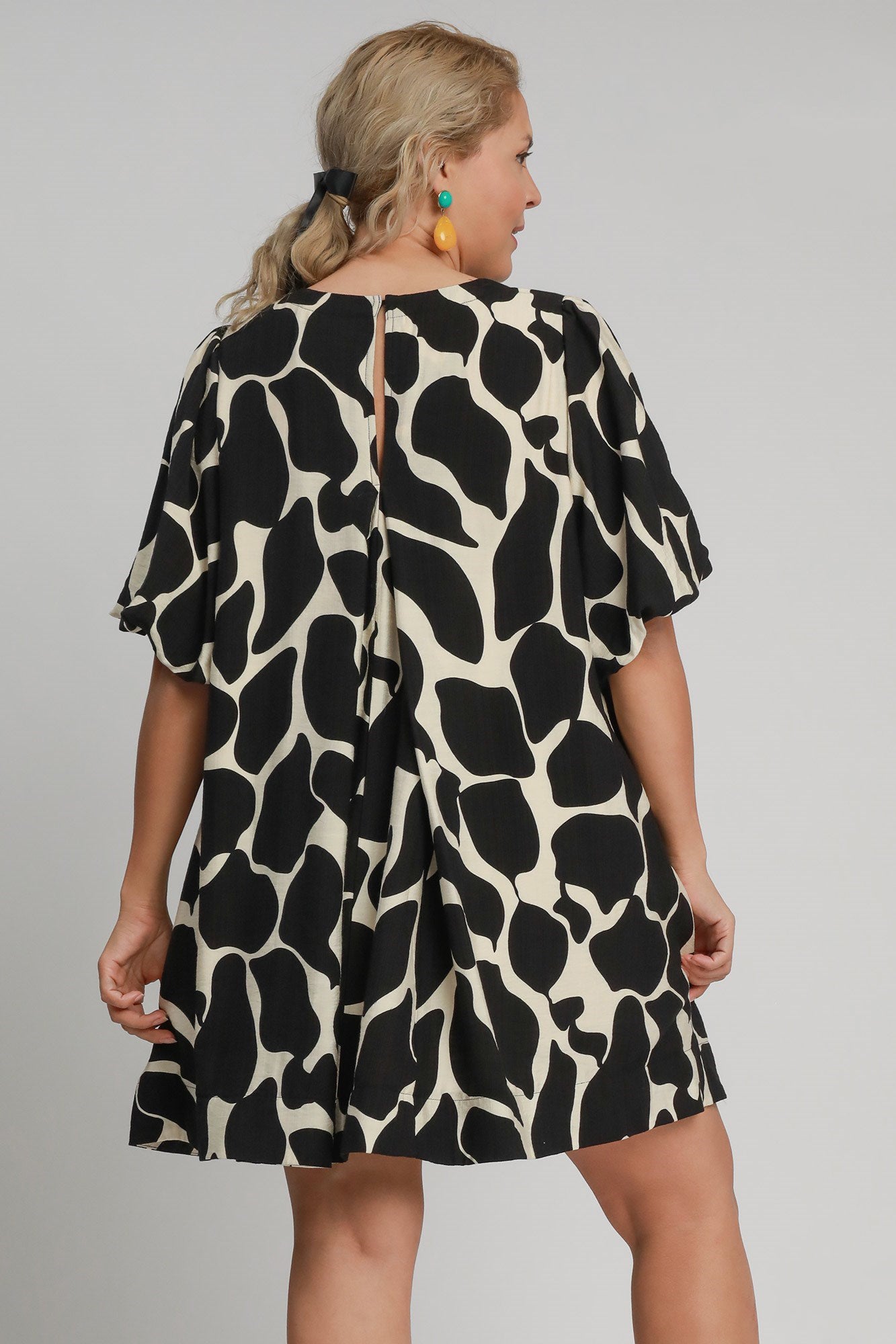 Umgee Full Size Two Tone Abstract Print Puff Sleeve Dress Plus Size - Classique Collection