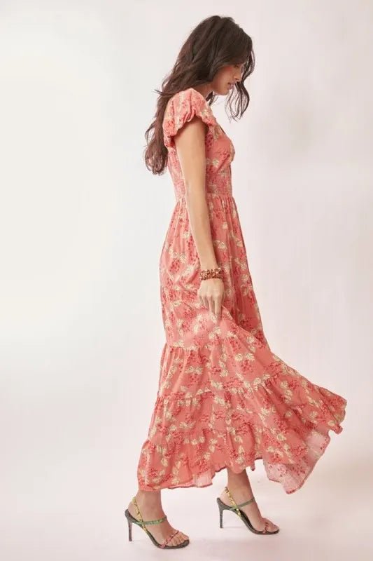 Davi & Dani Lightweight Sweetheart Neck Textured Tiered Maxi Dress