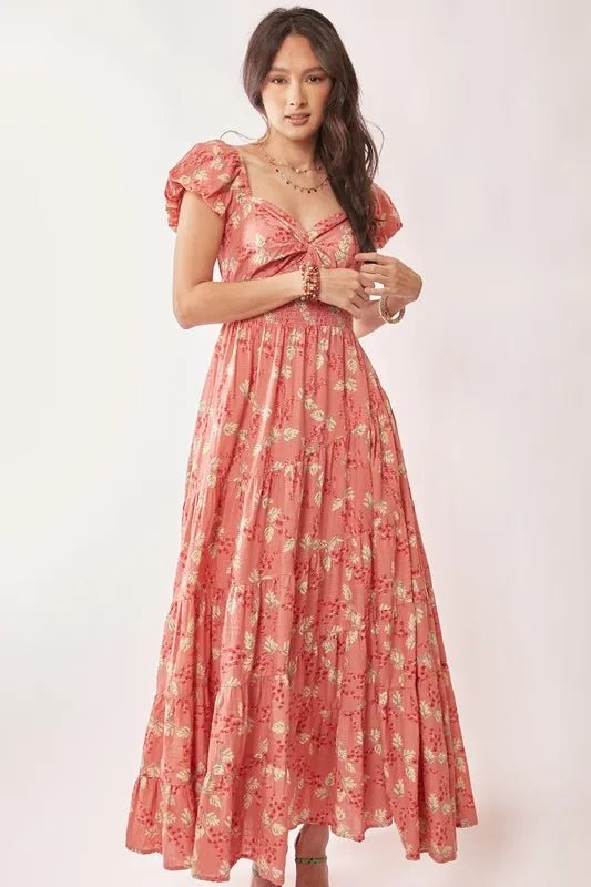 Davi & Dani Lightweight Sweetheart Neck Textured Tiered Maxi Dress