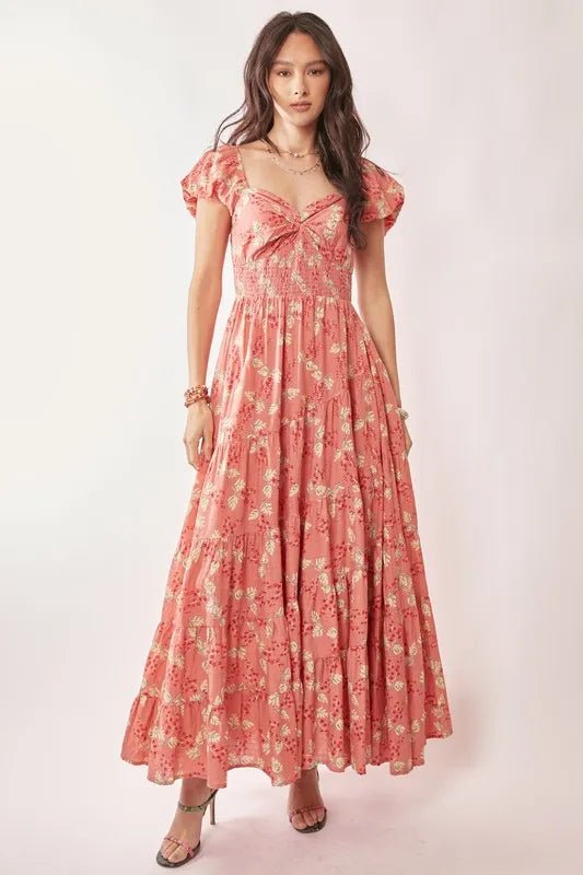 Davi & Dani Lightweight Sweetheart Neck Textured Tiered Maxi Dress