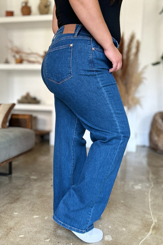Judy Blue Full Size High Rise Straight Jeans - Classique Collection