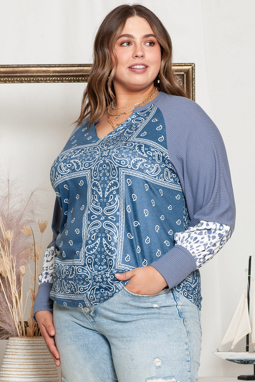 Plus Size V-Neck Printed Raglan Sleeve Blouse - Classique Collection