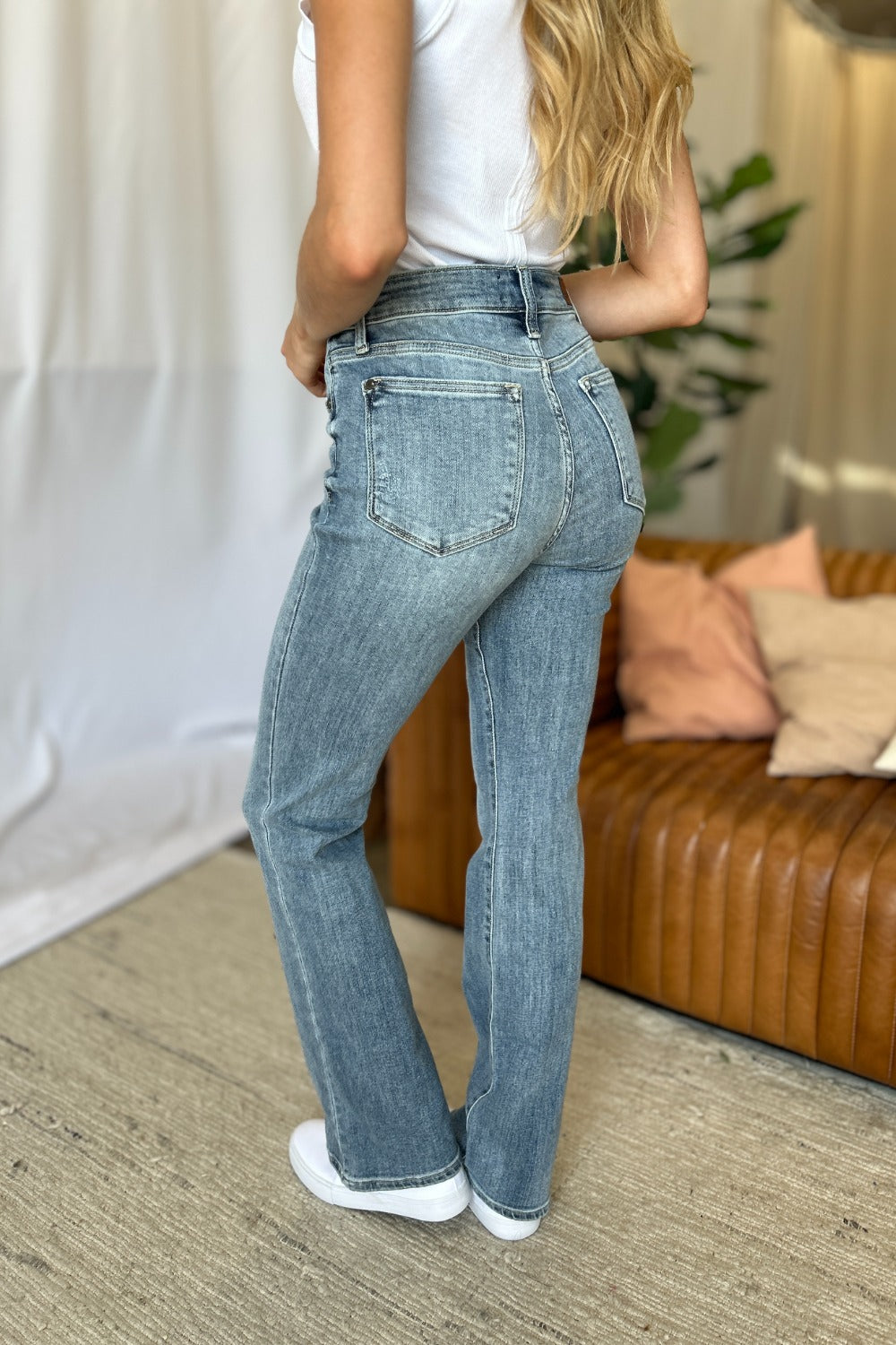 Judy Blue Full Size Medium Rise Bootcut Jeans - Classique Collection