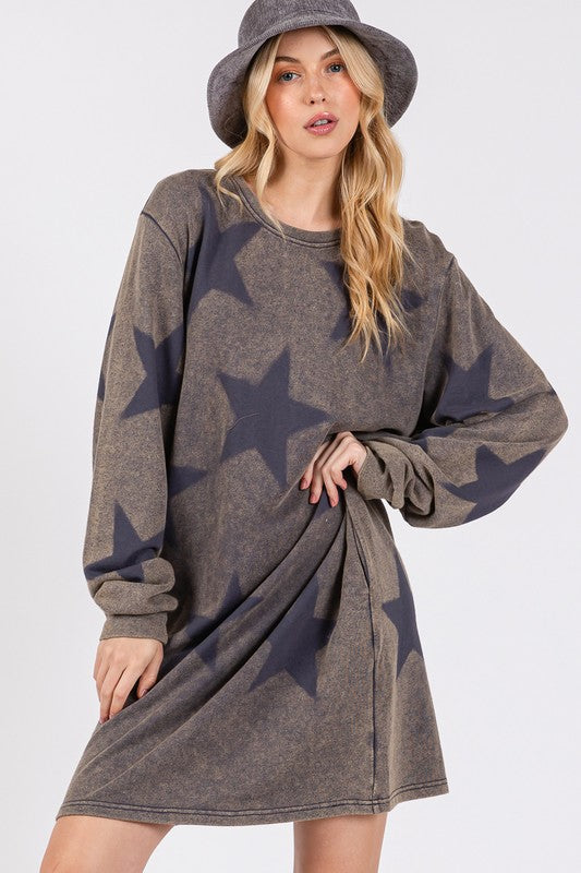SAGE + FIG Washed Star Print Round Neck Dress - Classique Collection