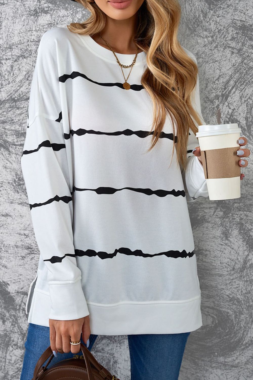 Slit Contrast Striped Round Neck Long Sleeve T-Shirt - Classique Collection