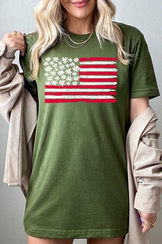 Floral American Flag Graphic Plus Tee