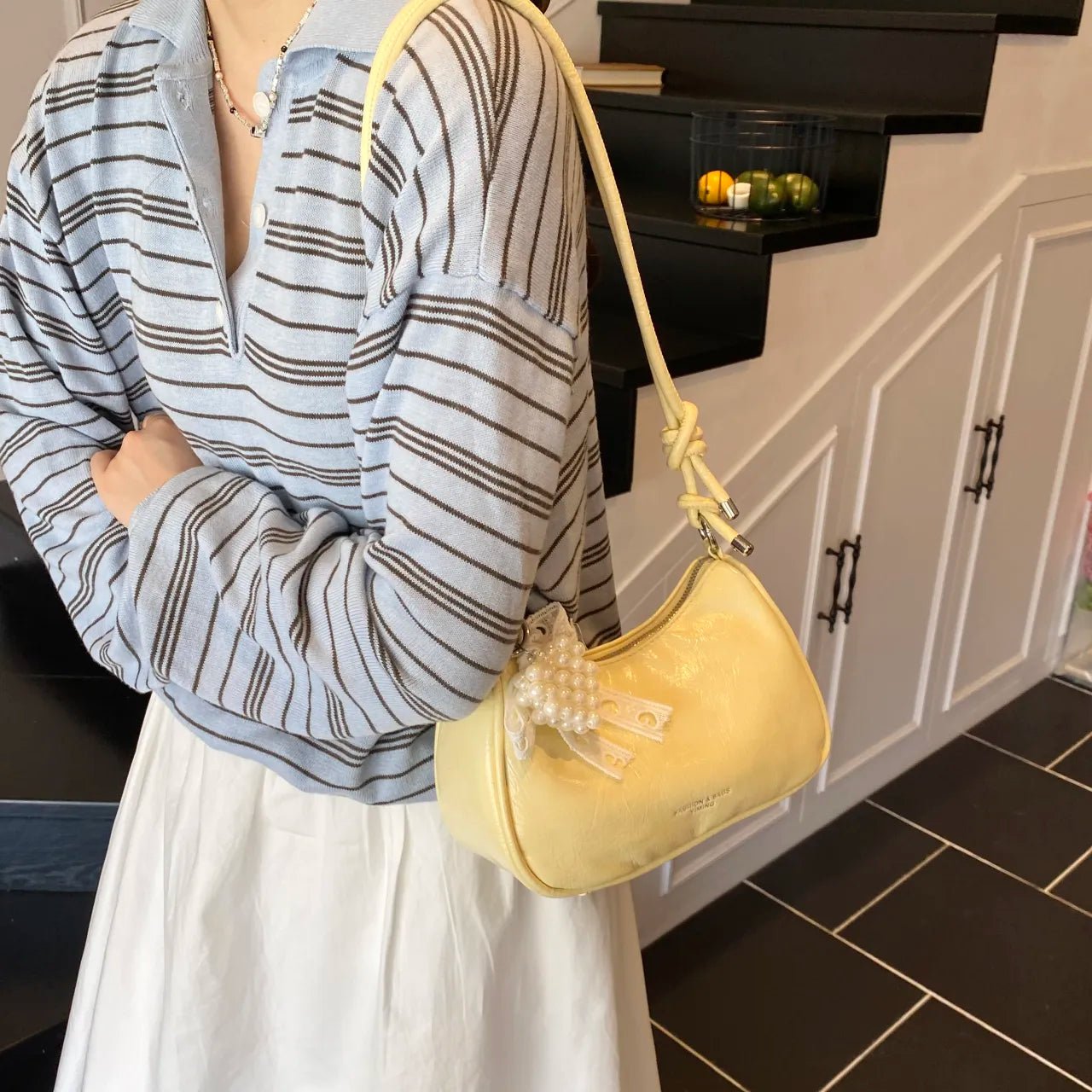 Knotted Strap Shoulder BagBag