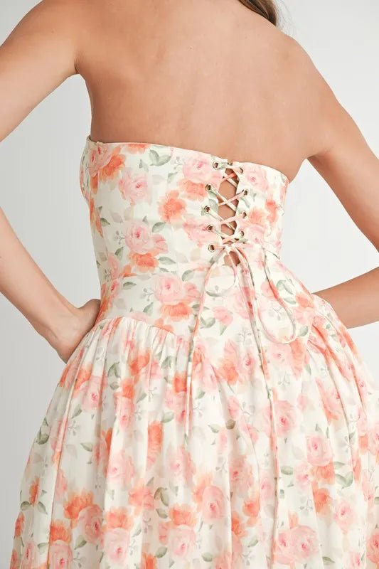 MABLE Sweetheart Neckline Floral Printed Midi Dress