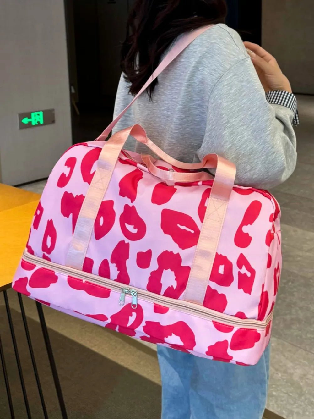 Oxford Cloth Leopard Travel BagBag