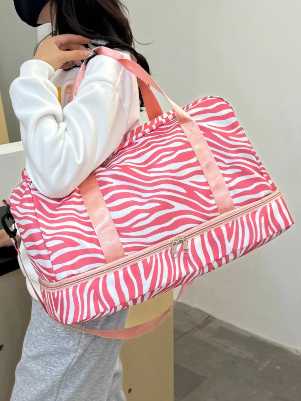 Oxford Cloth Leopard Travel BagBag