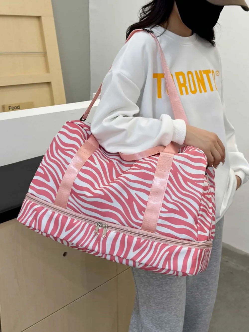 Oxford Cloth Leopard Travel BagBag