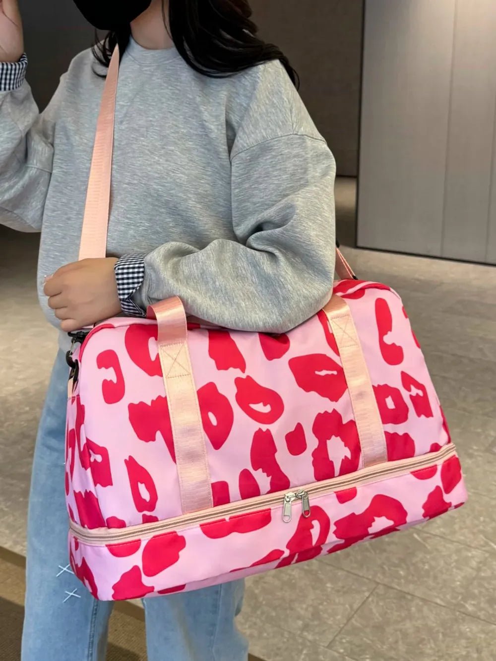 Oxford Cloth Leopard Travel BagBag