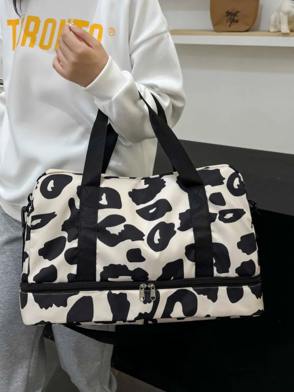 Oxford Cloth Leopard Travel BagBag