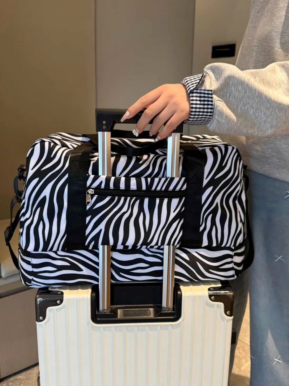 Oxford Cloth Leopard Travel BagBag