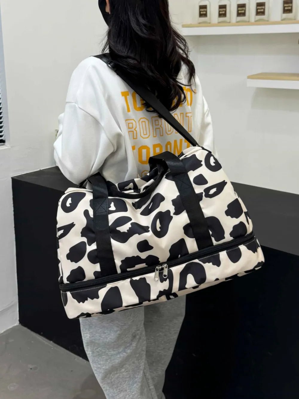 Oxford Cloth Leopard Travel BagBag