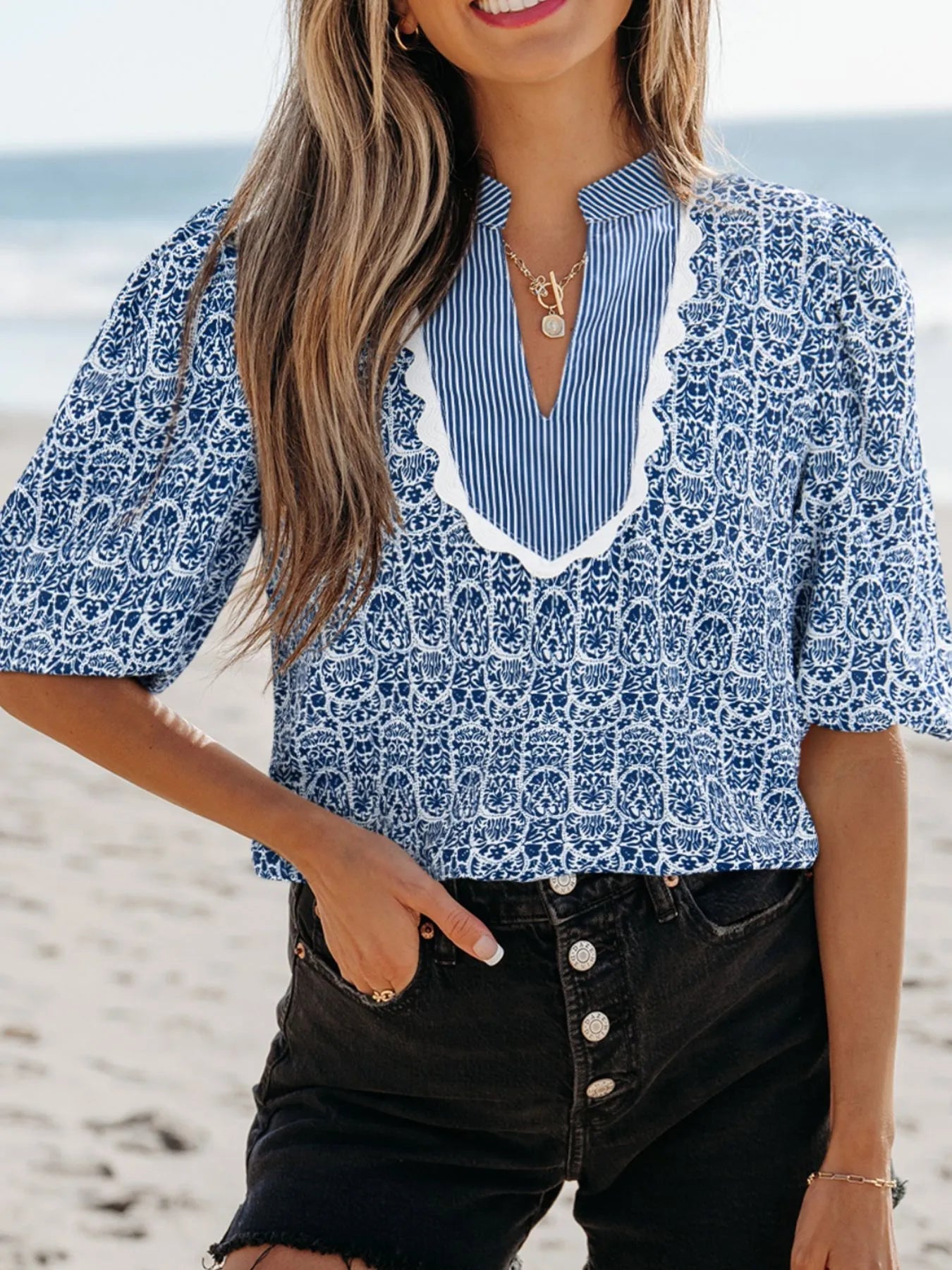 Printed Contrast Ric - Rac Puff Sleeve Top