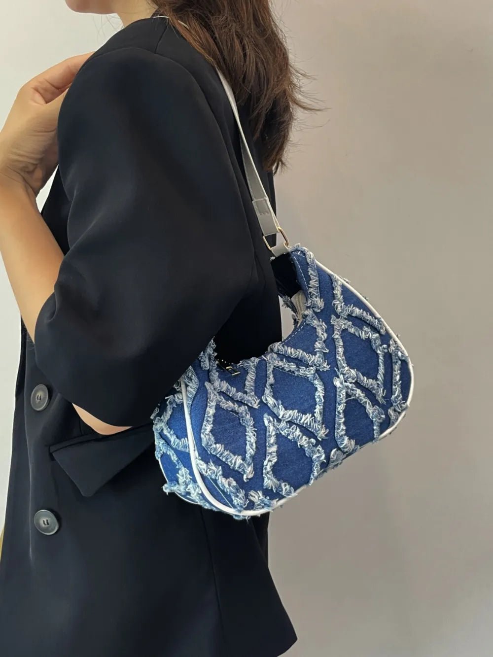 Raw Edge Cloth Shoulder BagBag