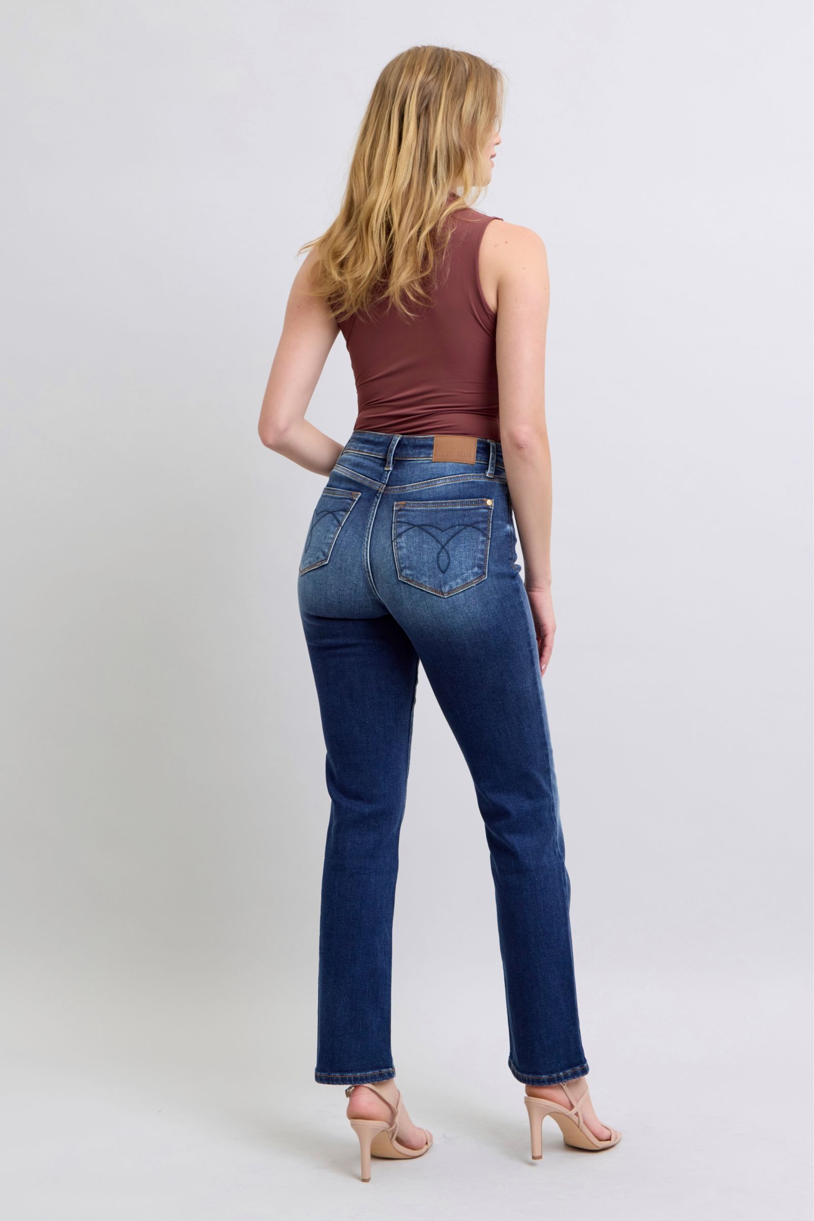 Judy Blue Full Size Washed Straight Leg Jeans with Pockets - Classique Collection