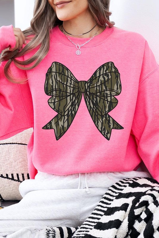 Camo Bow Graphic Plus Fleece Sweatshirts - ClassiQ