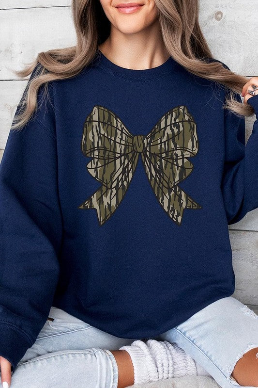 Camo Bow Graphic Plus Fleece Sweatshirts - ClassiQ