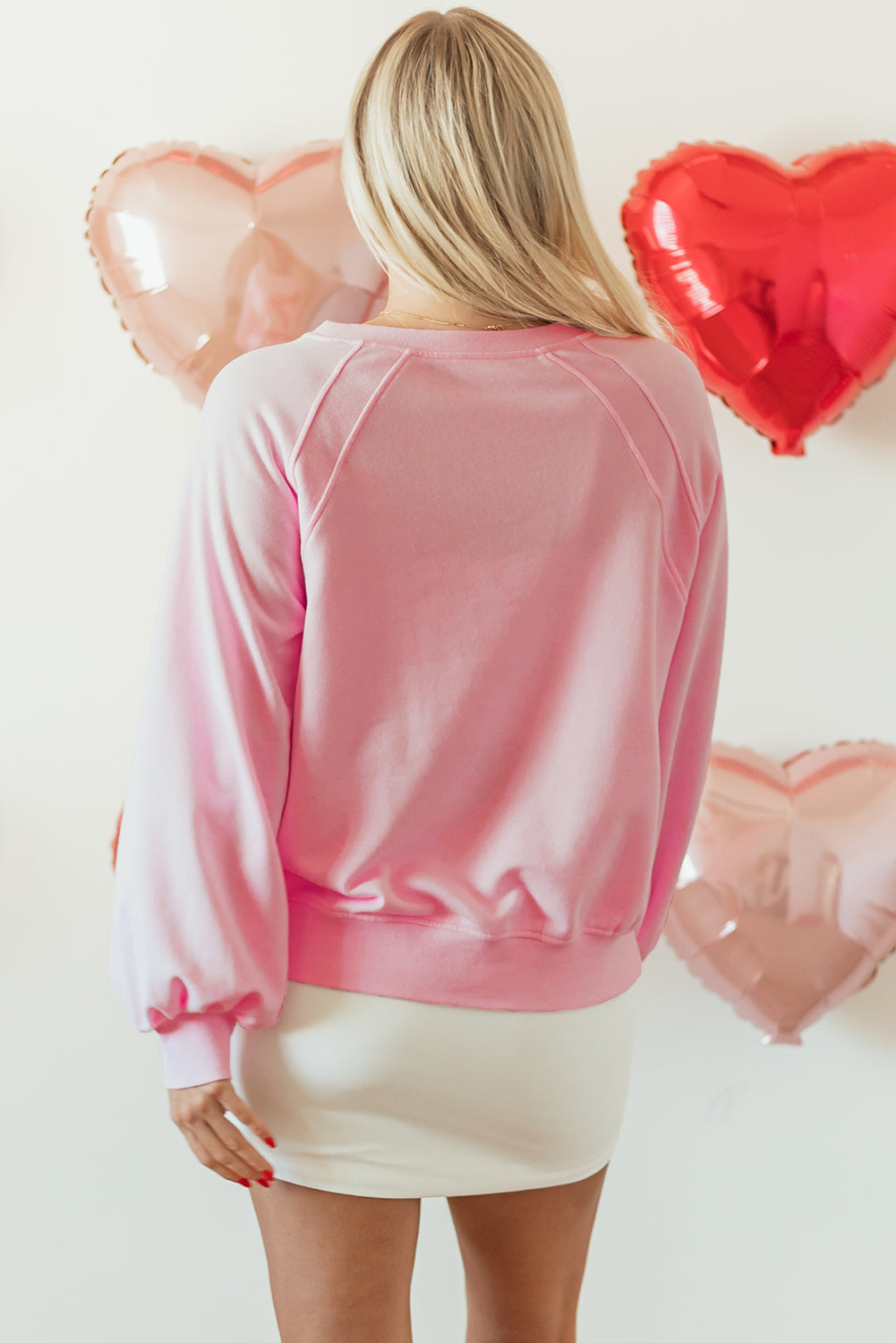 Valentine’s Day HUG AND KISSES Round Neck Sweatshirt - Classique Collection